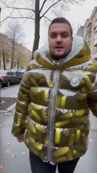 Курточка супер👍💛✨️